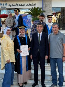 حفل تخريج طلاب اختبار اللغة اليابانية JLPT في مركز اللغات الحديث