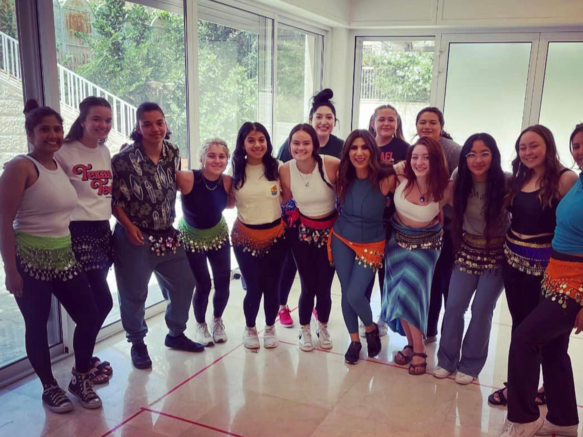 How to do Arabic step? Belly dance for beginners tutorial modern language center amman jordan